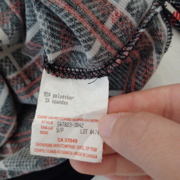 Checkered pattern sweater - Picture 3 of 3